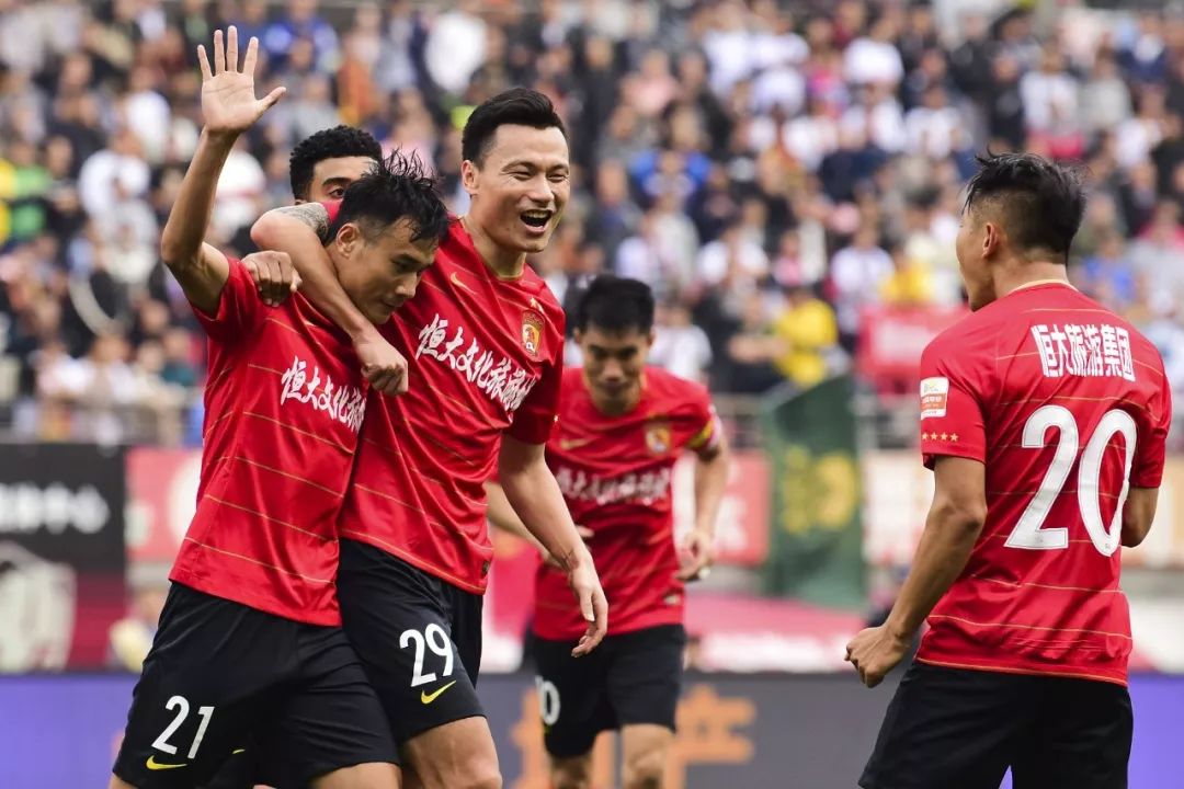 合边路爆点